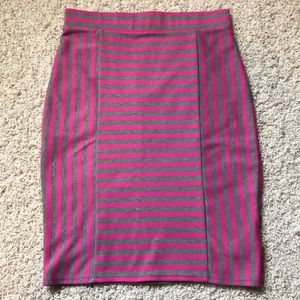 G by Guess Pencil Skirt Size Medium